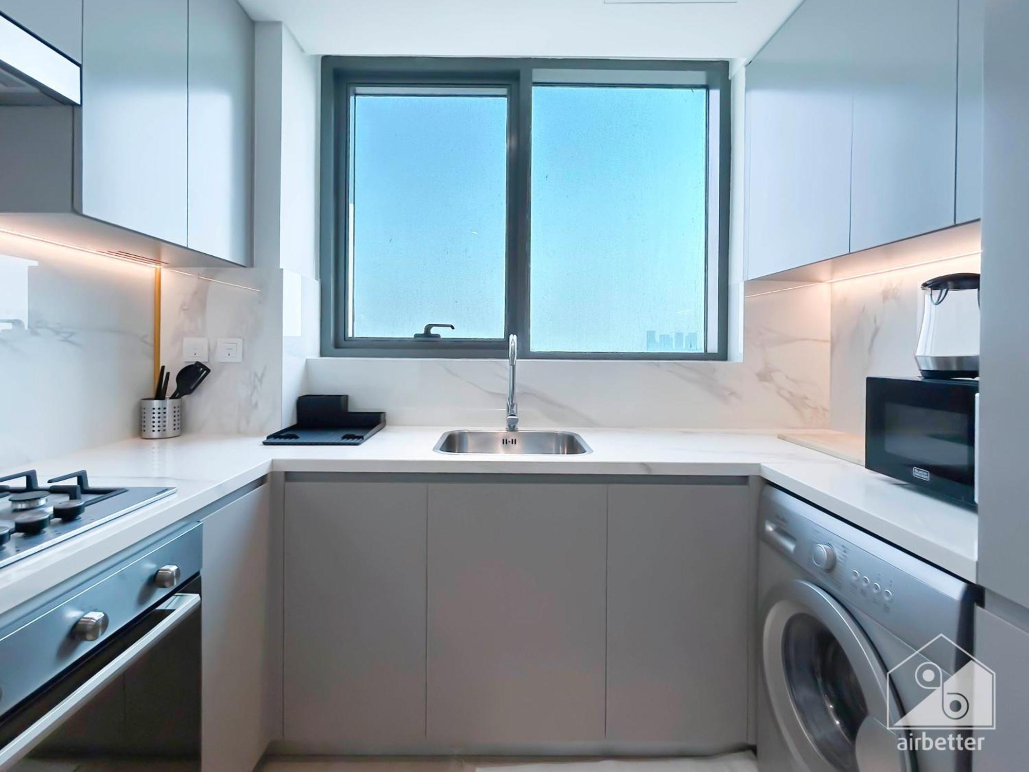 Cozy 1br With Balcony & Views In Azizi Fawad Appartement Dubai