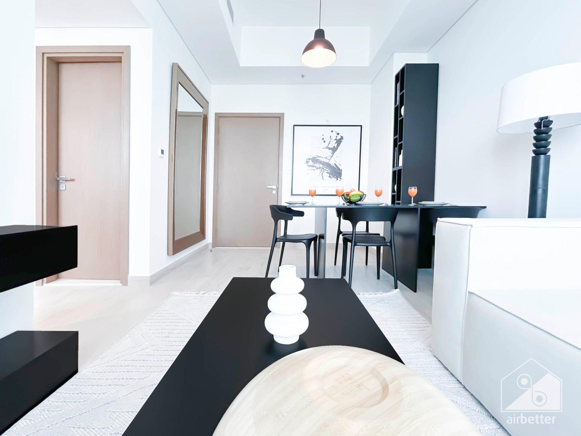 Appartement Cozy 1br With Balcony & Views In Azizi Fawad *